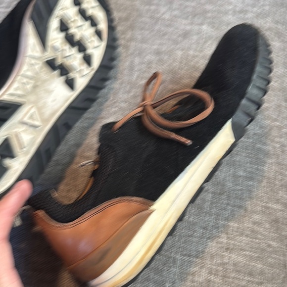 Steve Madden Black and Brown Suede and leather Sneakers - Picture 8 of 9